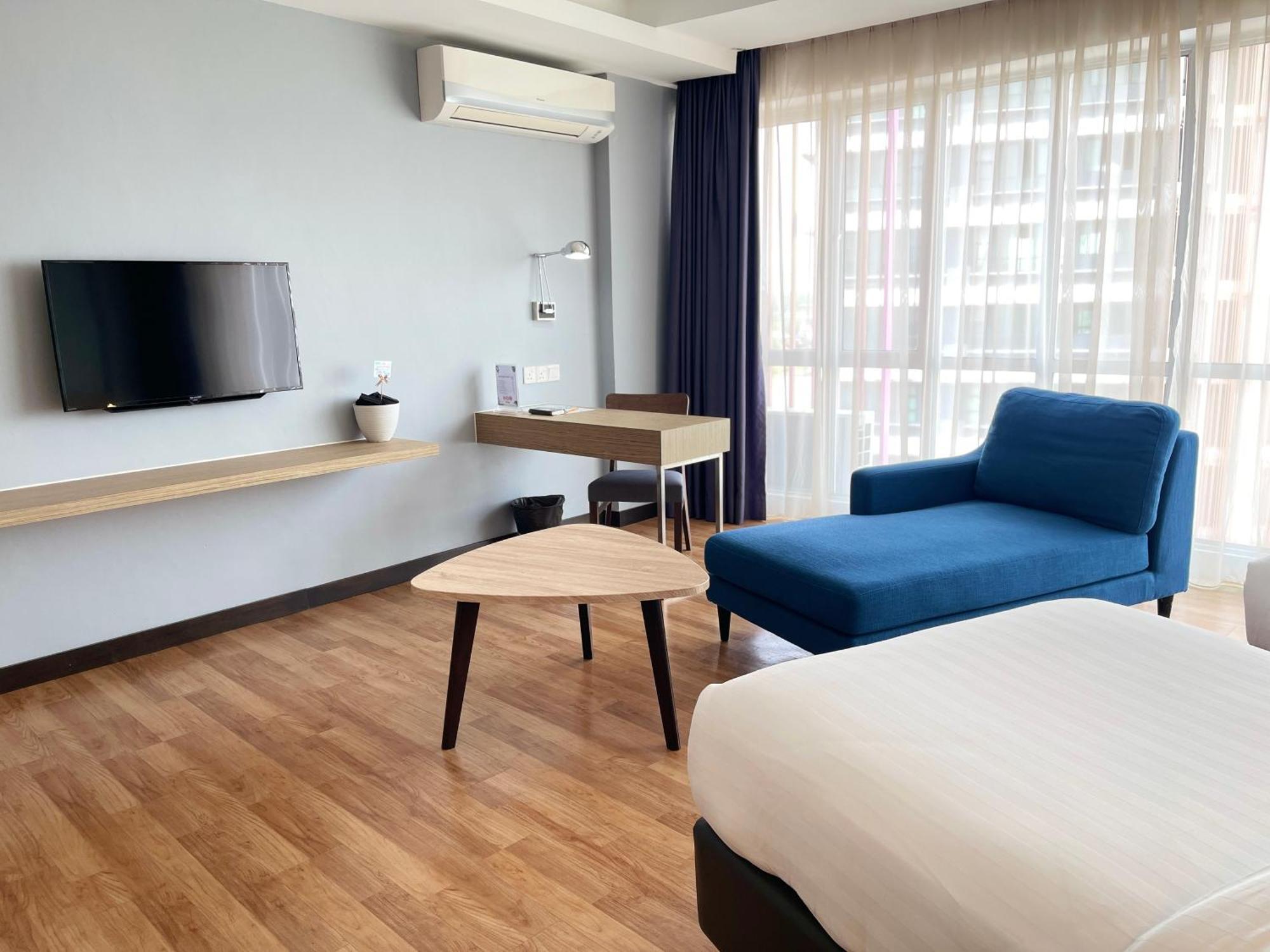 Win Hotel Sibu Exterior photo