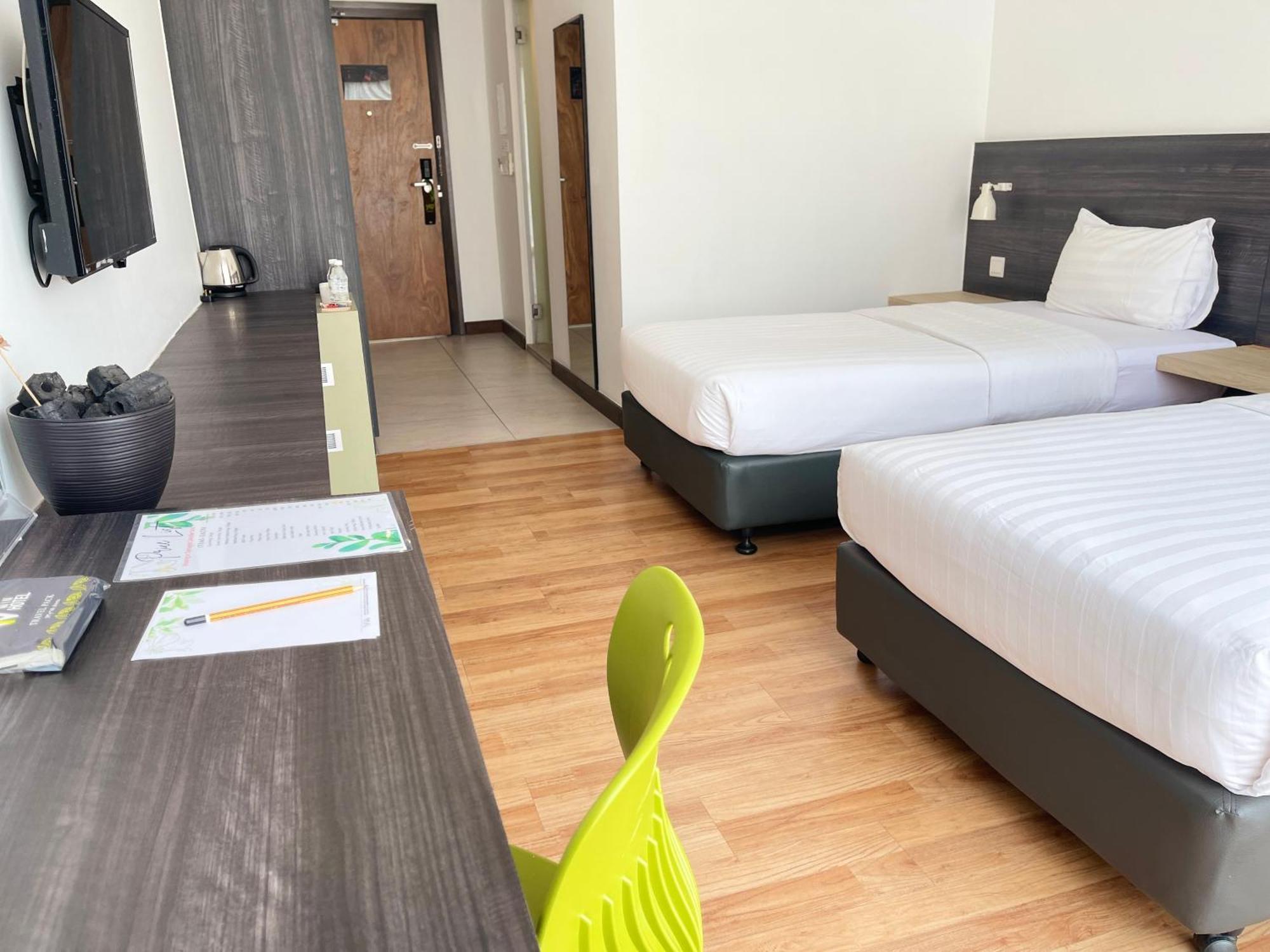 Win Hotel Sibu Exterior photo