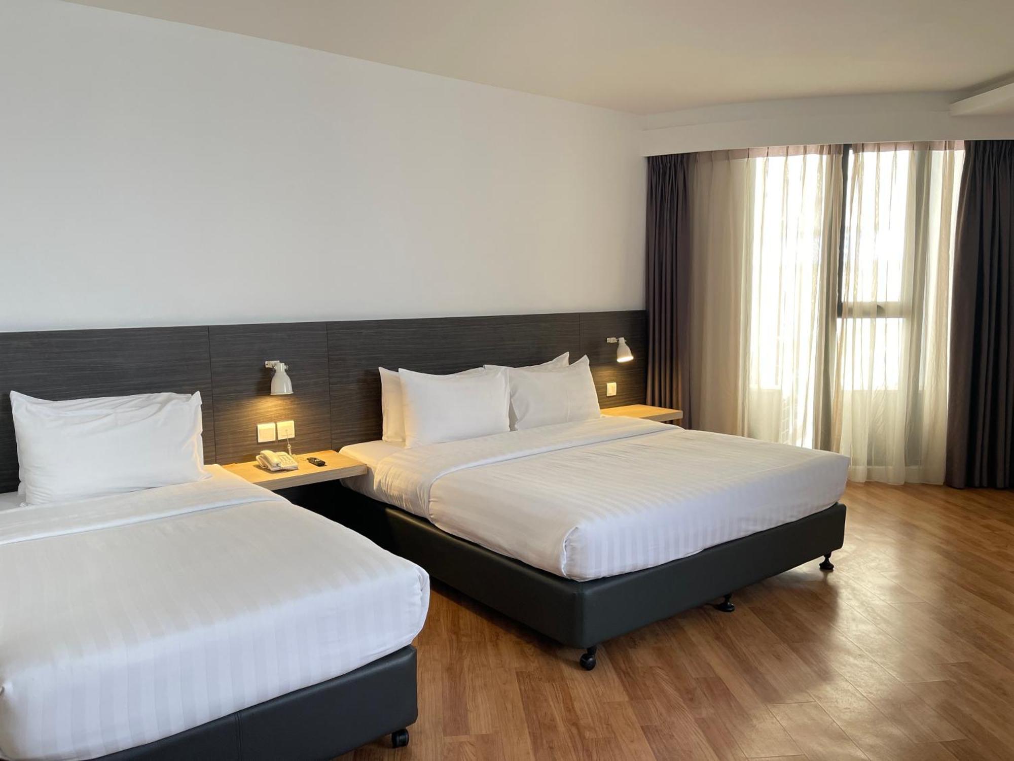 Win Hotel Sibu Exterior photo