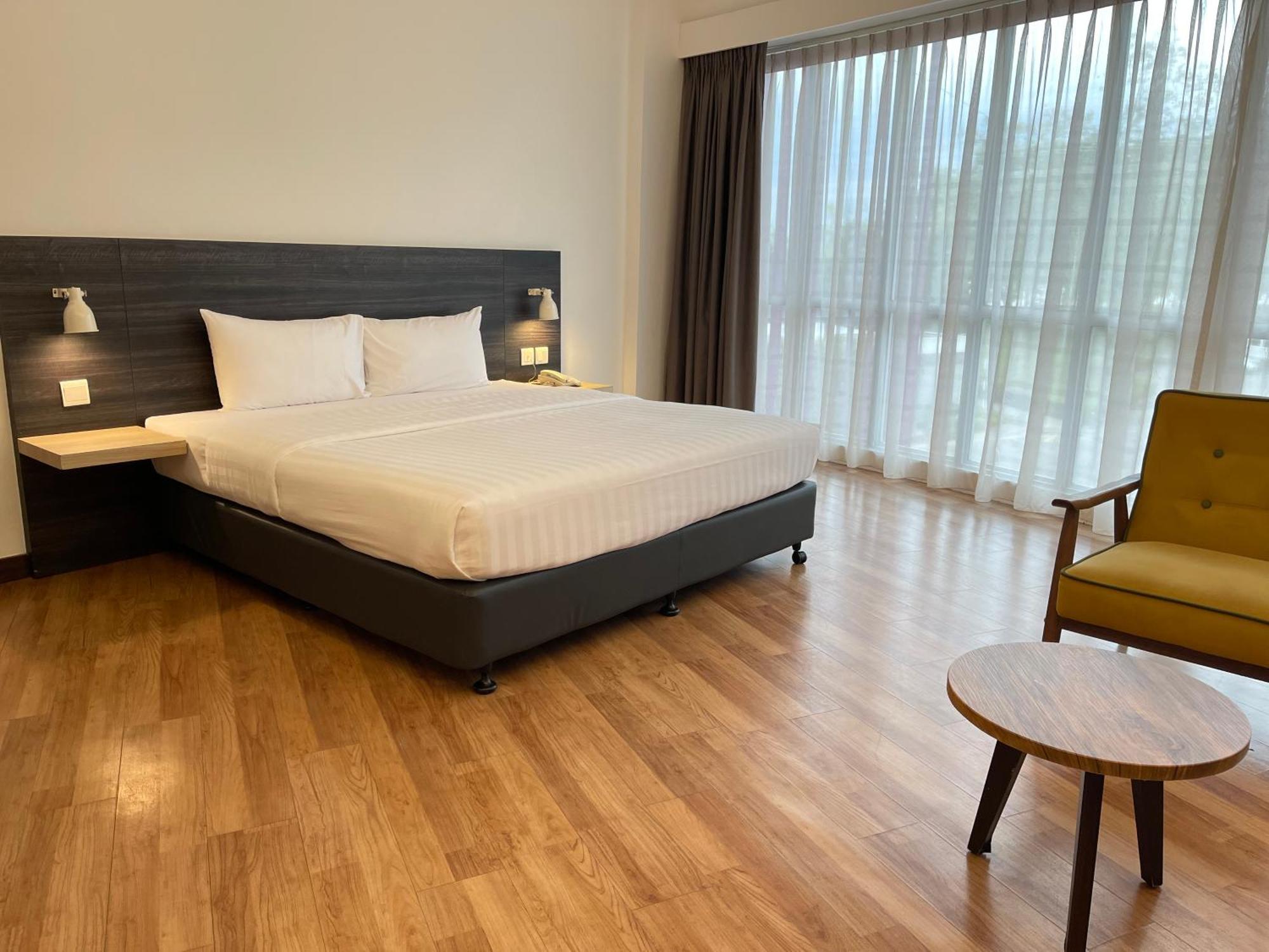 Win Hotel Sibu Exterior photo