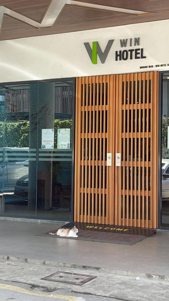 Win Hotel Sibu Exterior photo
