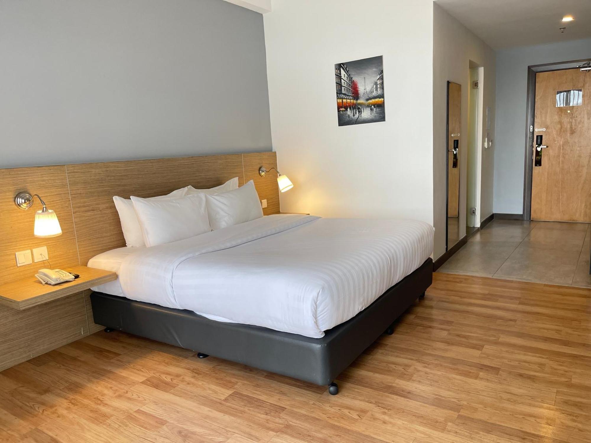 Win Hotel Sibu Exterior photo